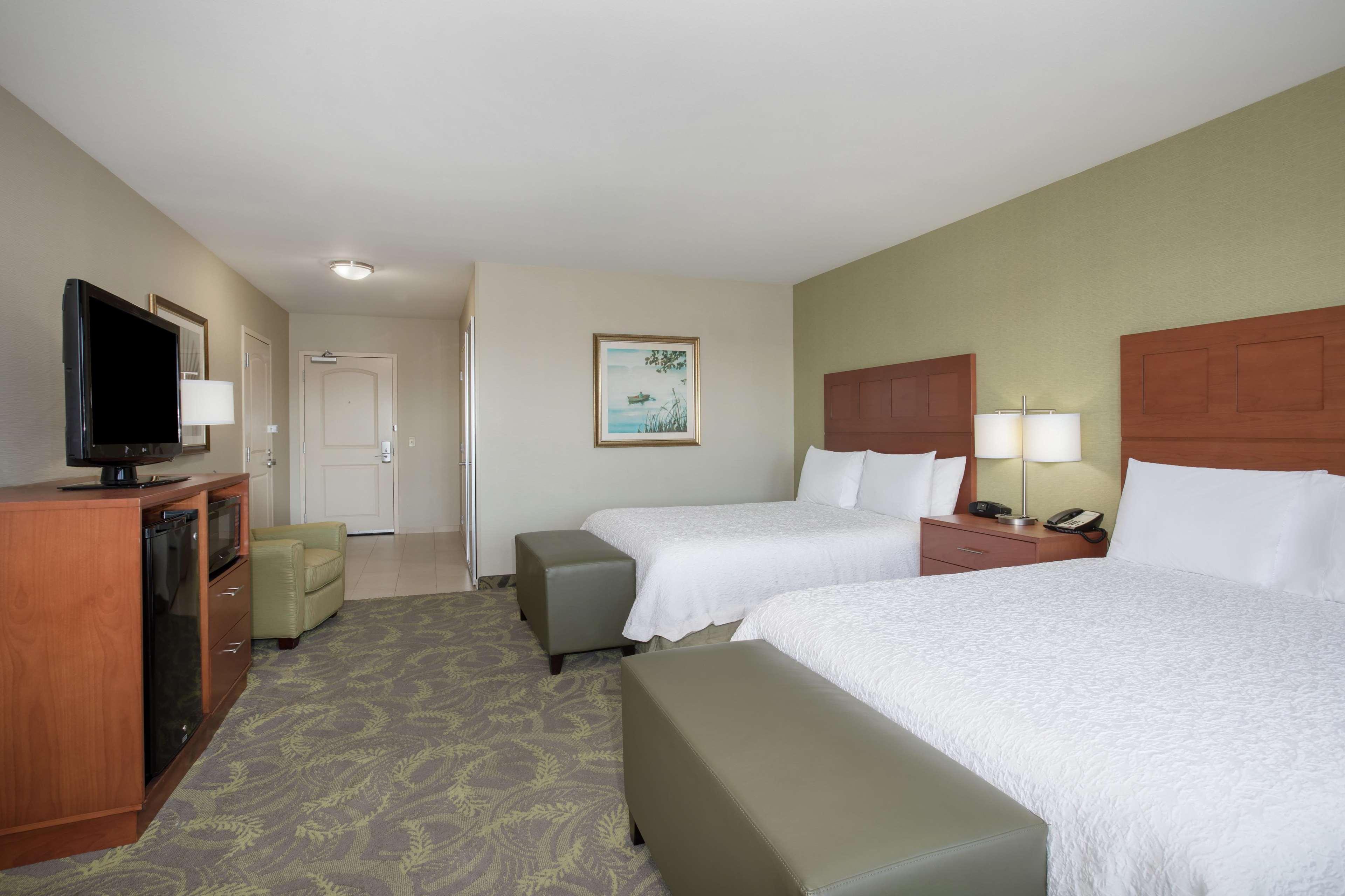 Hampton Inn & Suites Astoria Eksteriør bilde