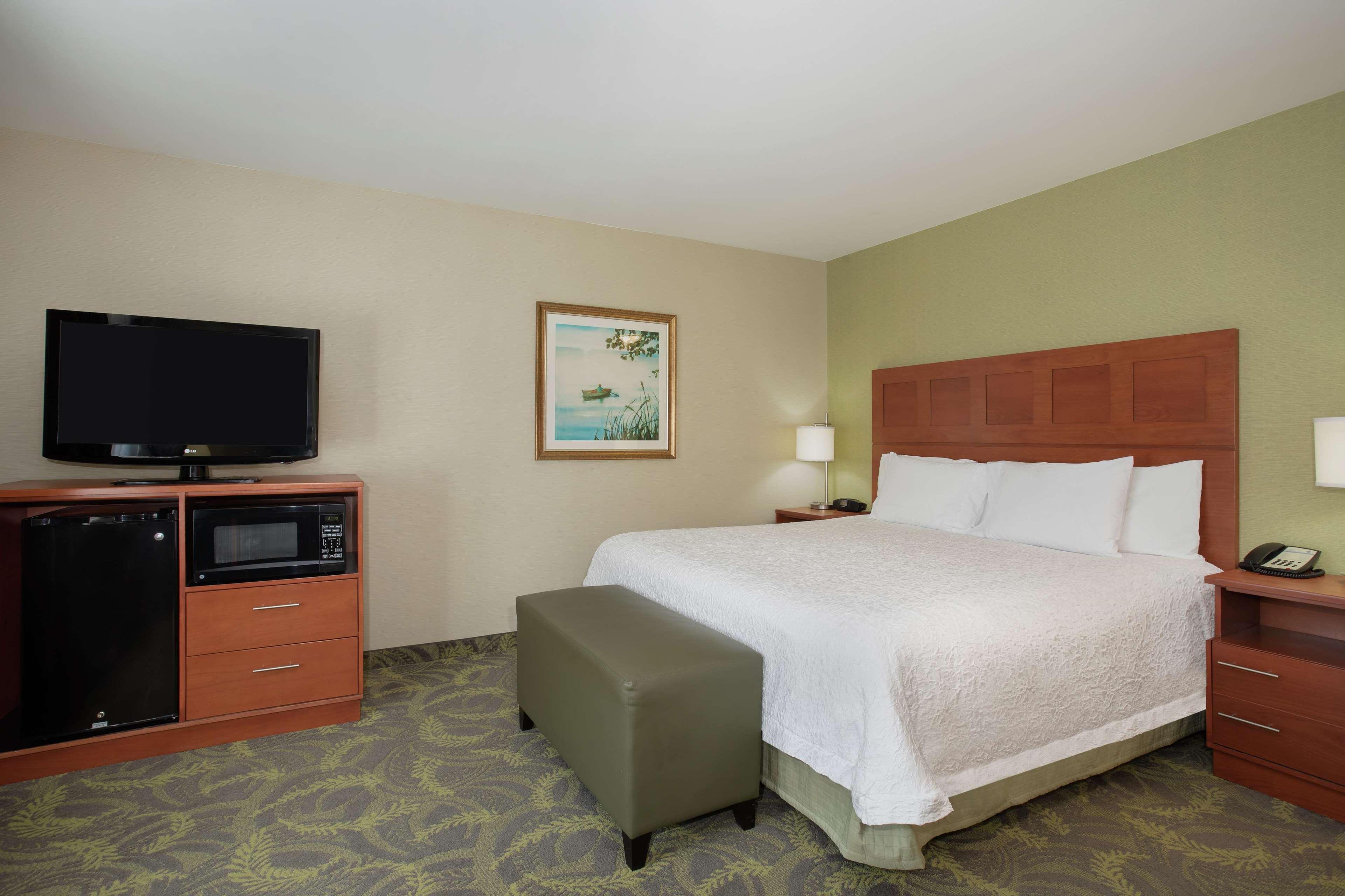 Hampton Inn & Suites Astoria Eksteriør bilde