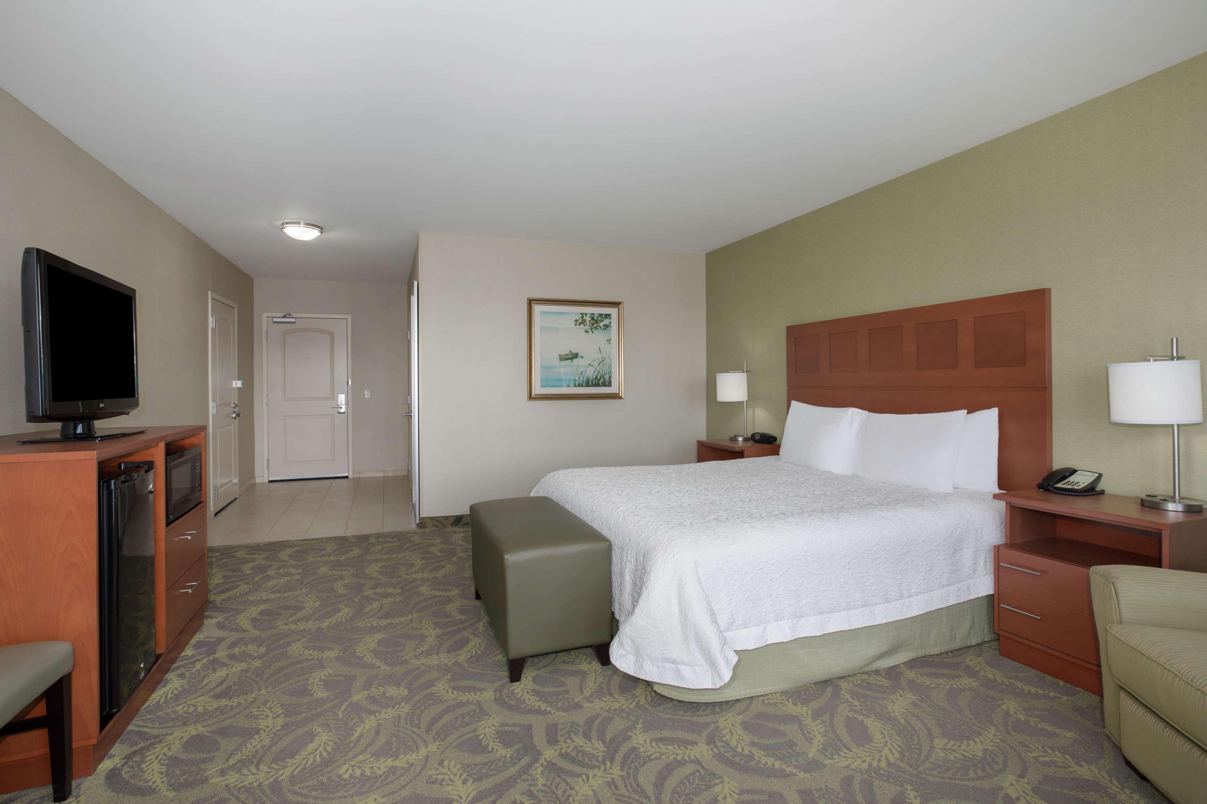 Hampton Inn & Suites Astoria Eksteriør bilde