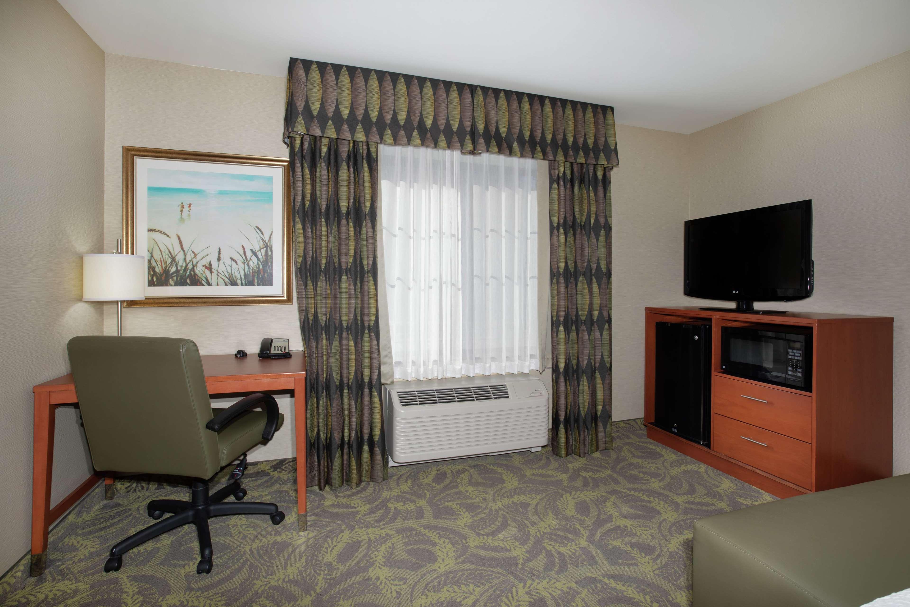 Hampton Inn & Suites Astoria Eksteriør bilde