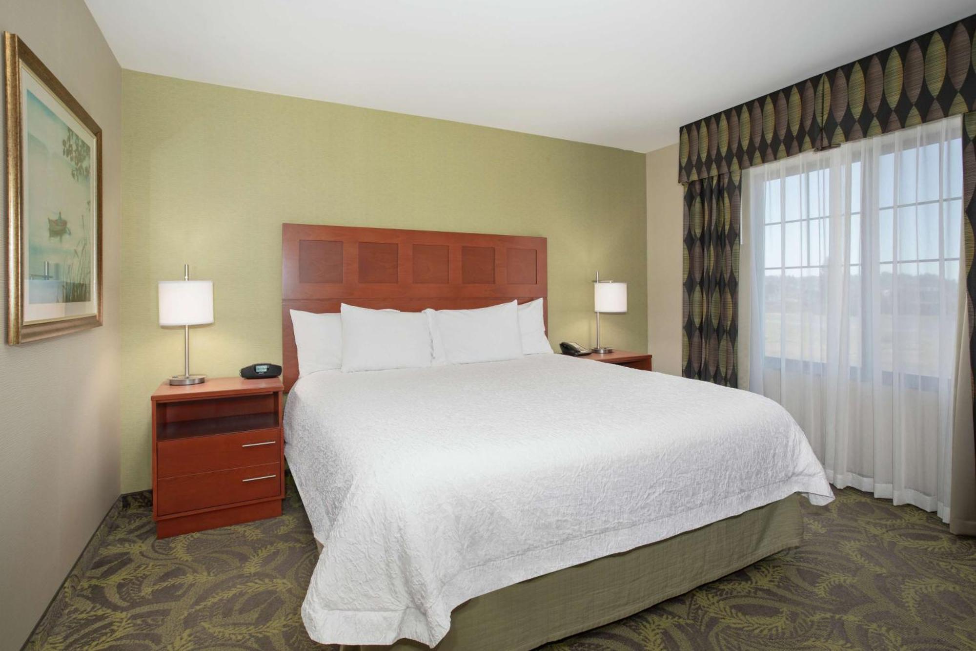 Hampton Inn & Suites Astoria Eksteriør bilde