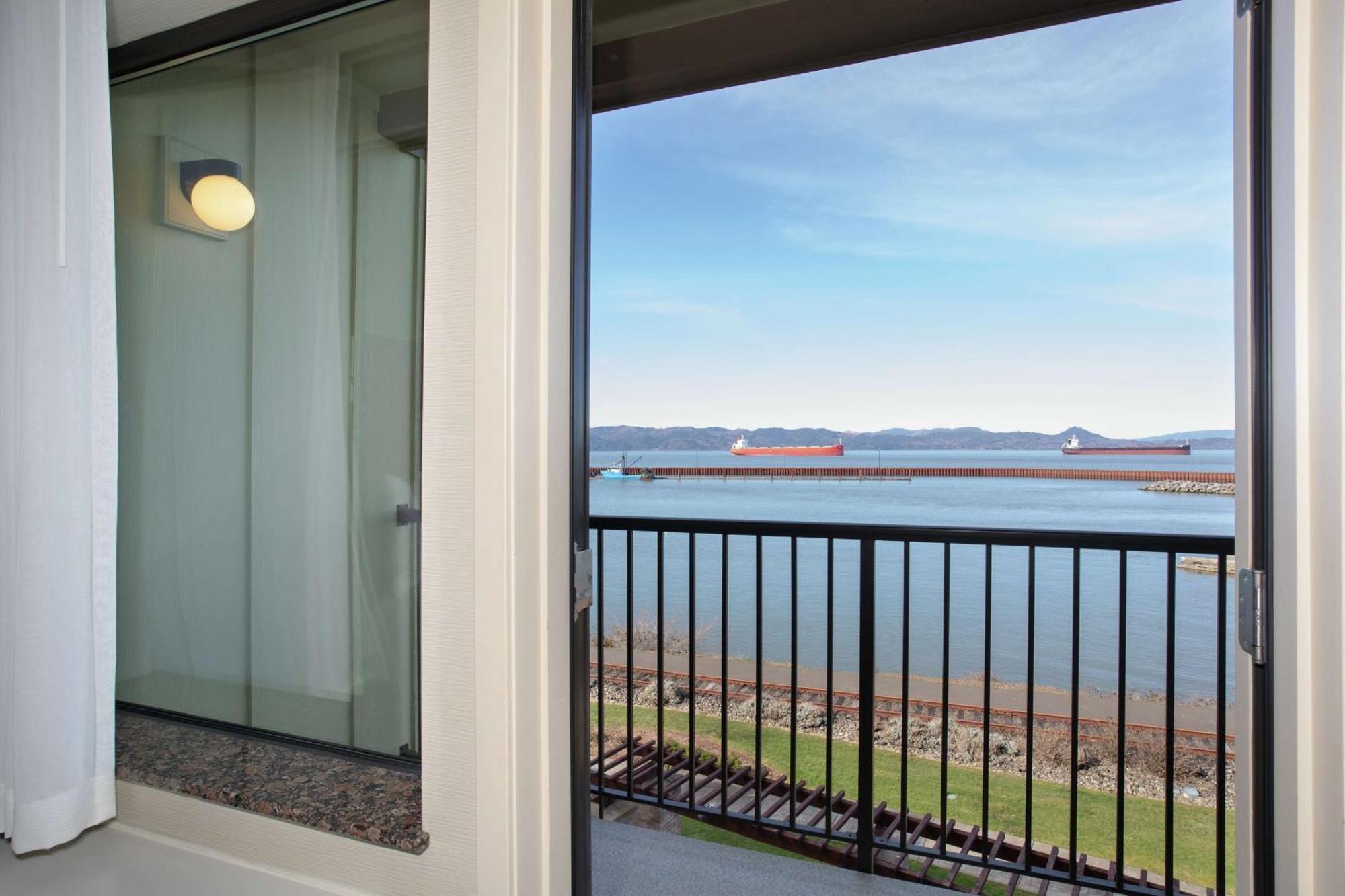 Hampton Inn & Suites Astoria Eksteriør bilde